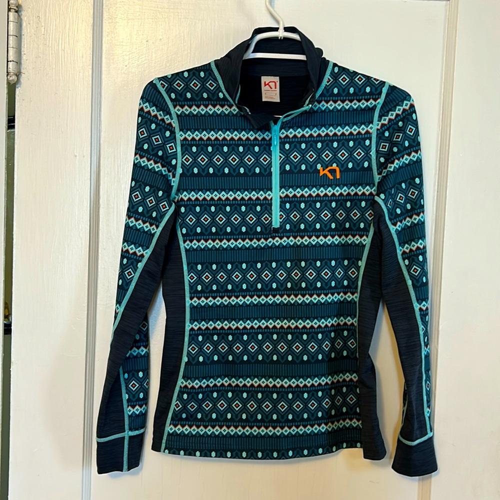 Kari Traa 1/2 zip top. Size small.